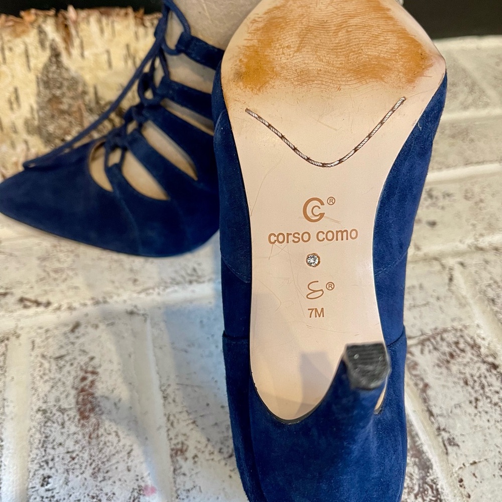 Corso Como Navy Lace-Up Heels - Picture 6 of 6